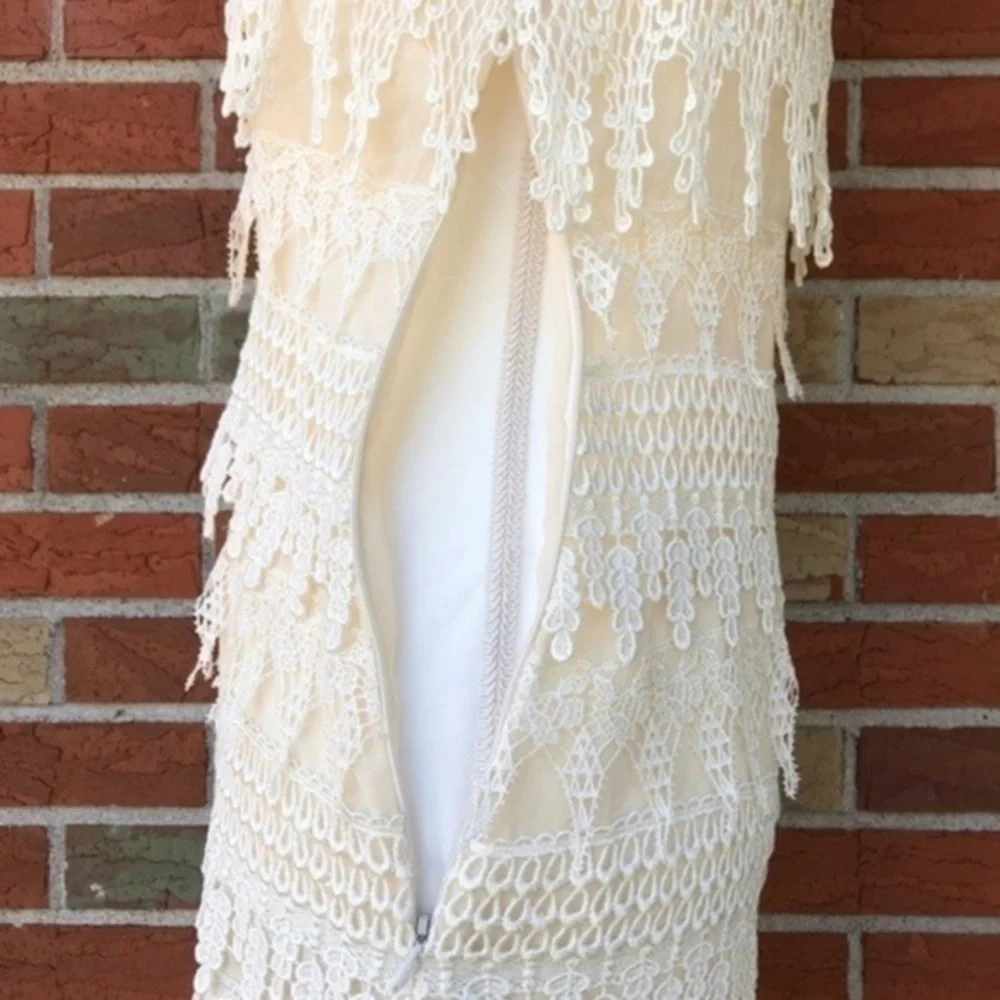 Dress the Population Crochet Chiffon Tiered Fringe Lace Cream Mini Dress 👗